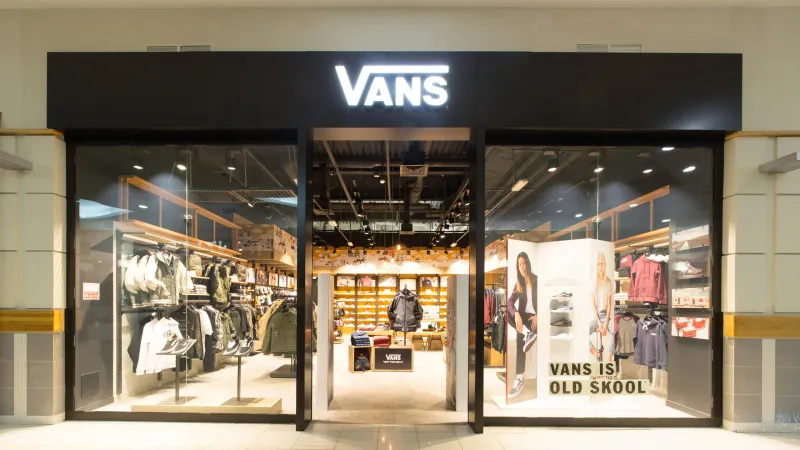 Магазин Vans Казань