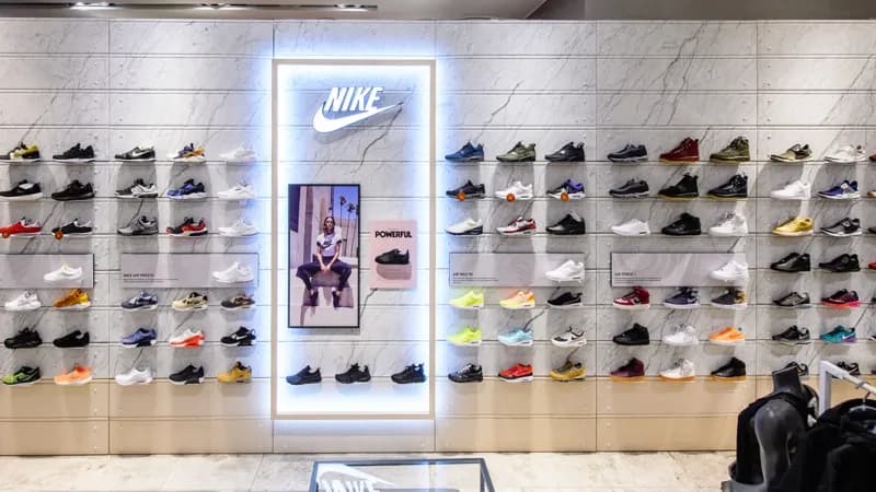 Корнер Nike Цветной