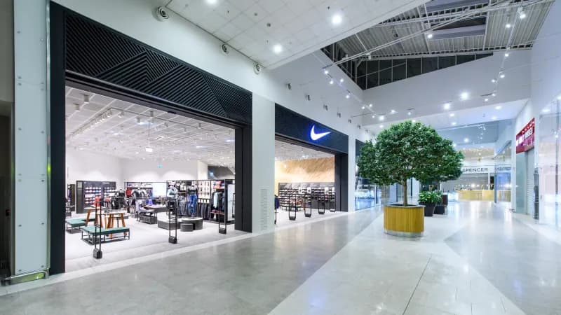 Фасад магазина Nike в ТЦ МЕГА Теплый Стан