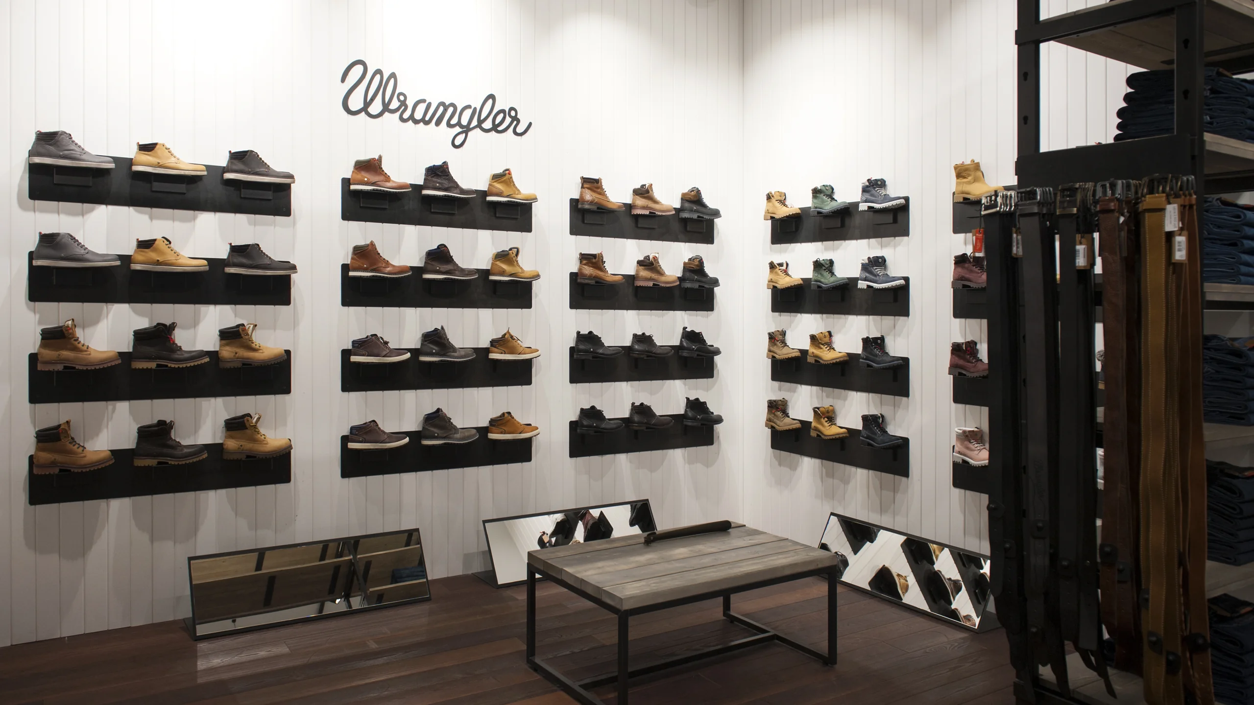 Магазин Wrangler Афимолл - 4