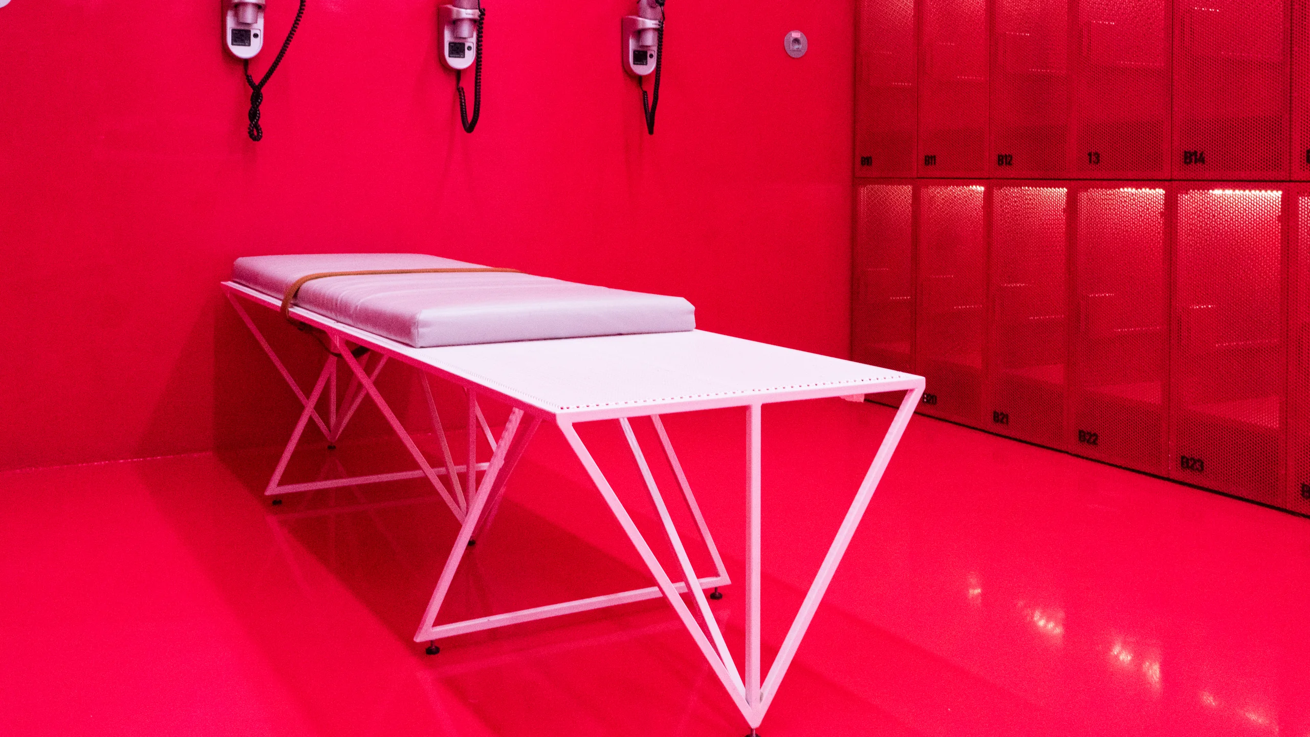 Раздевалки в Nike Box - 5