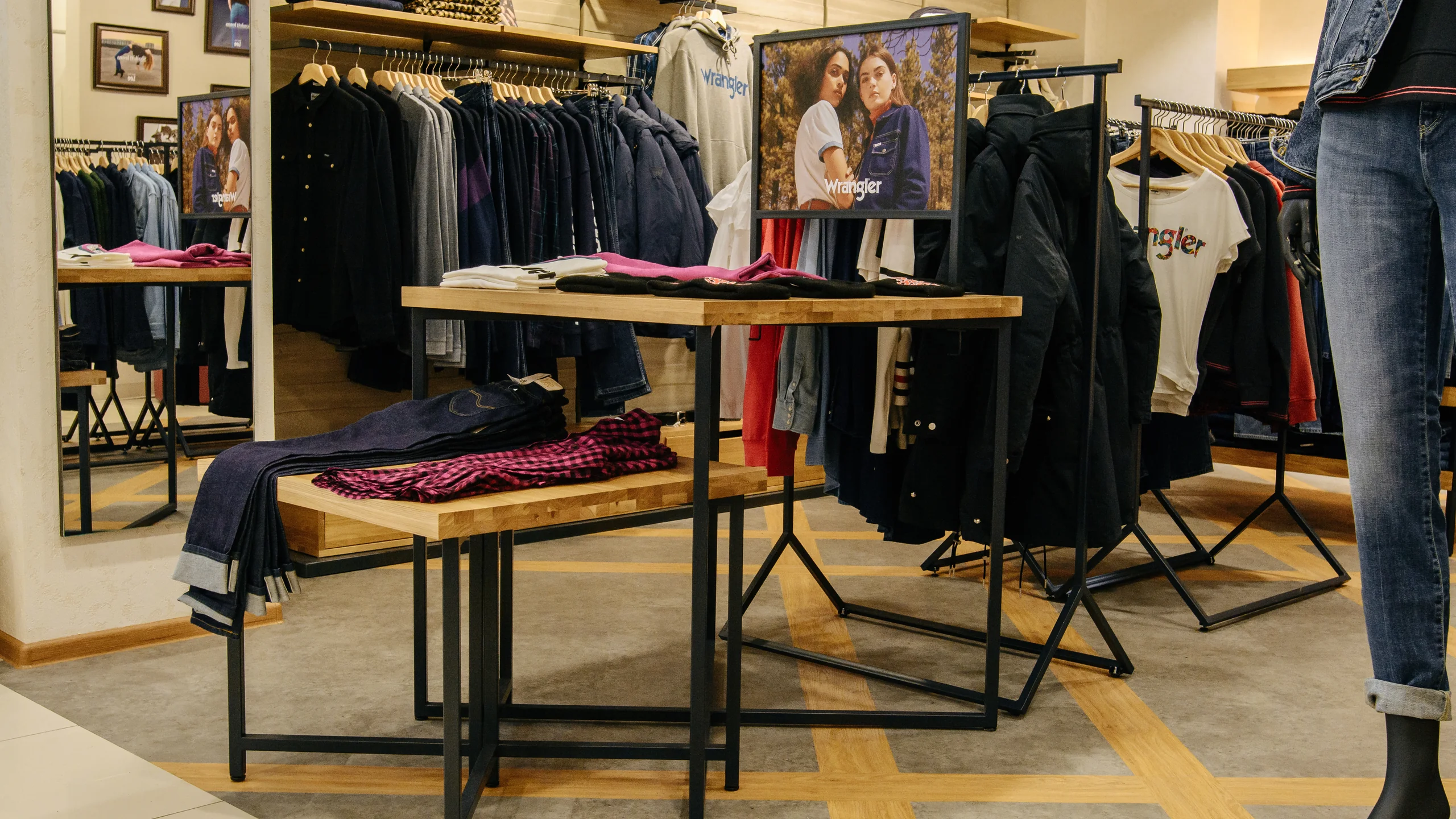 Корнер Wrangler в Брянске - 1