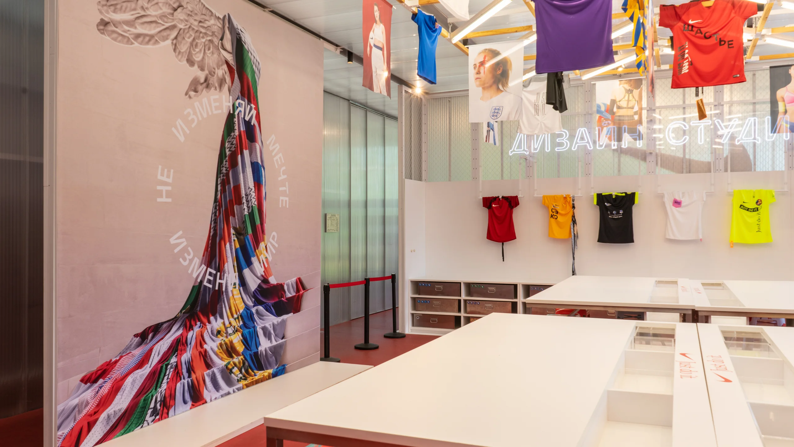 Дизайн студия к ЧМ19 в Nike Box - 1