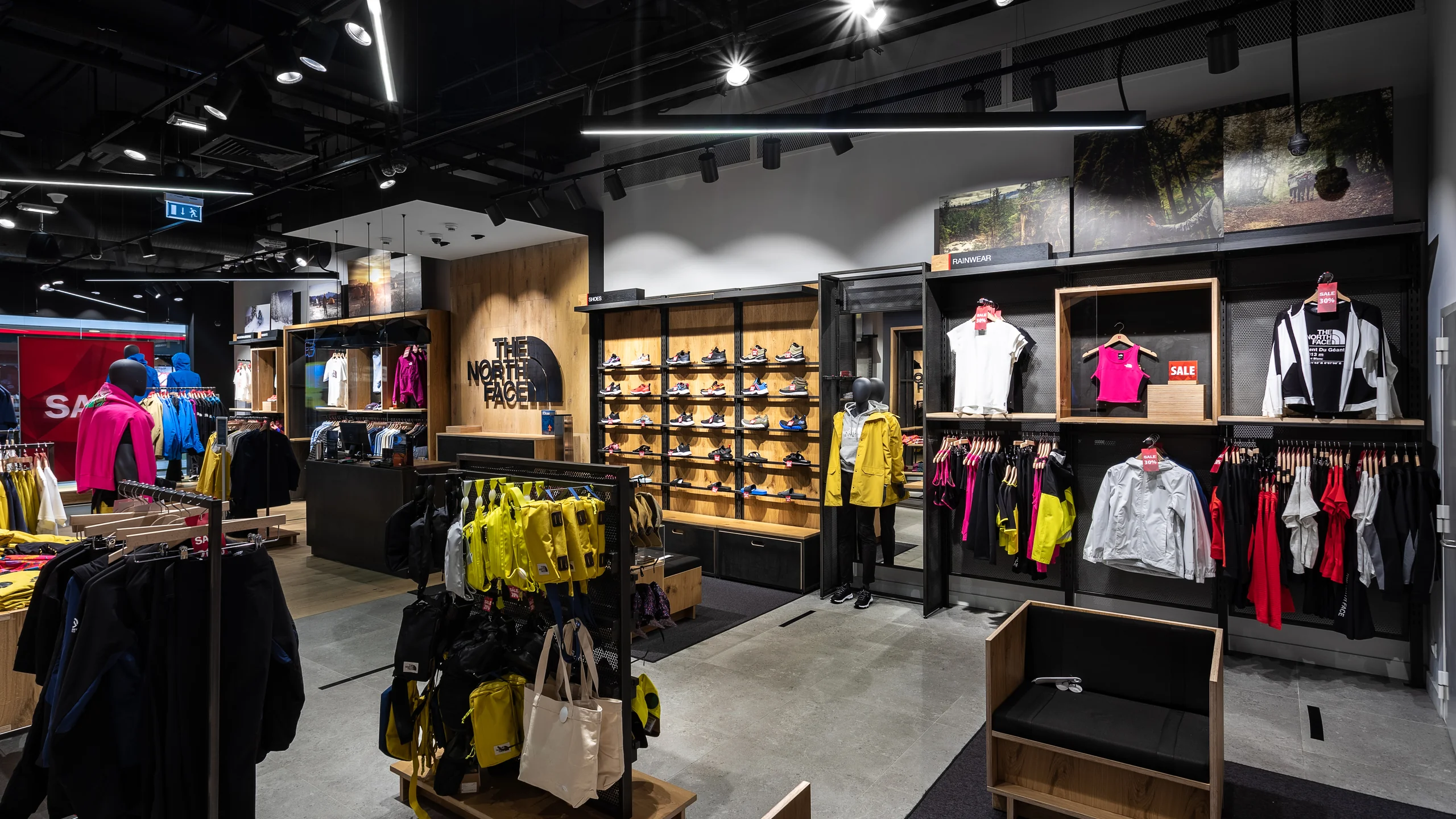 Магазин The North Face в ТЦ Галерея - 1