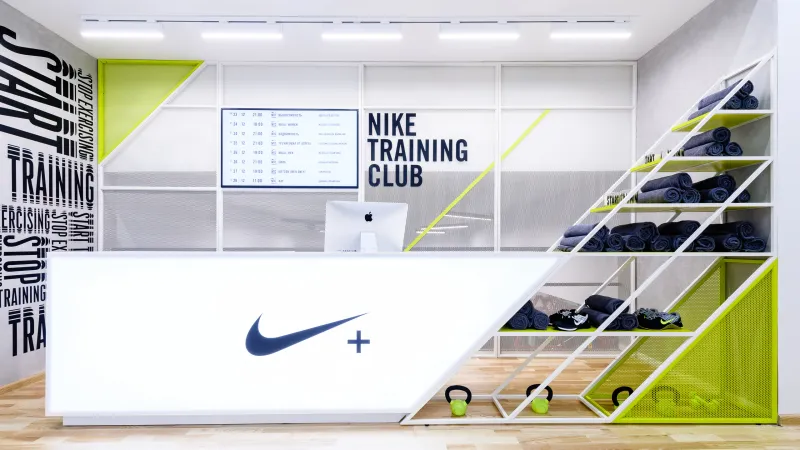 Студия Nike × Playground